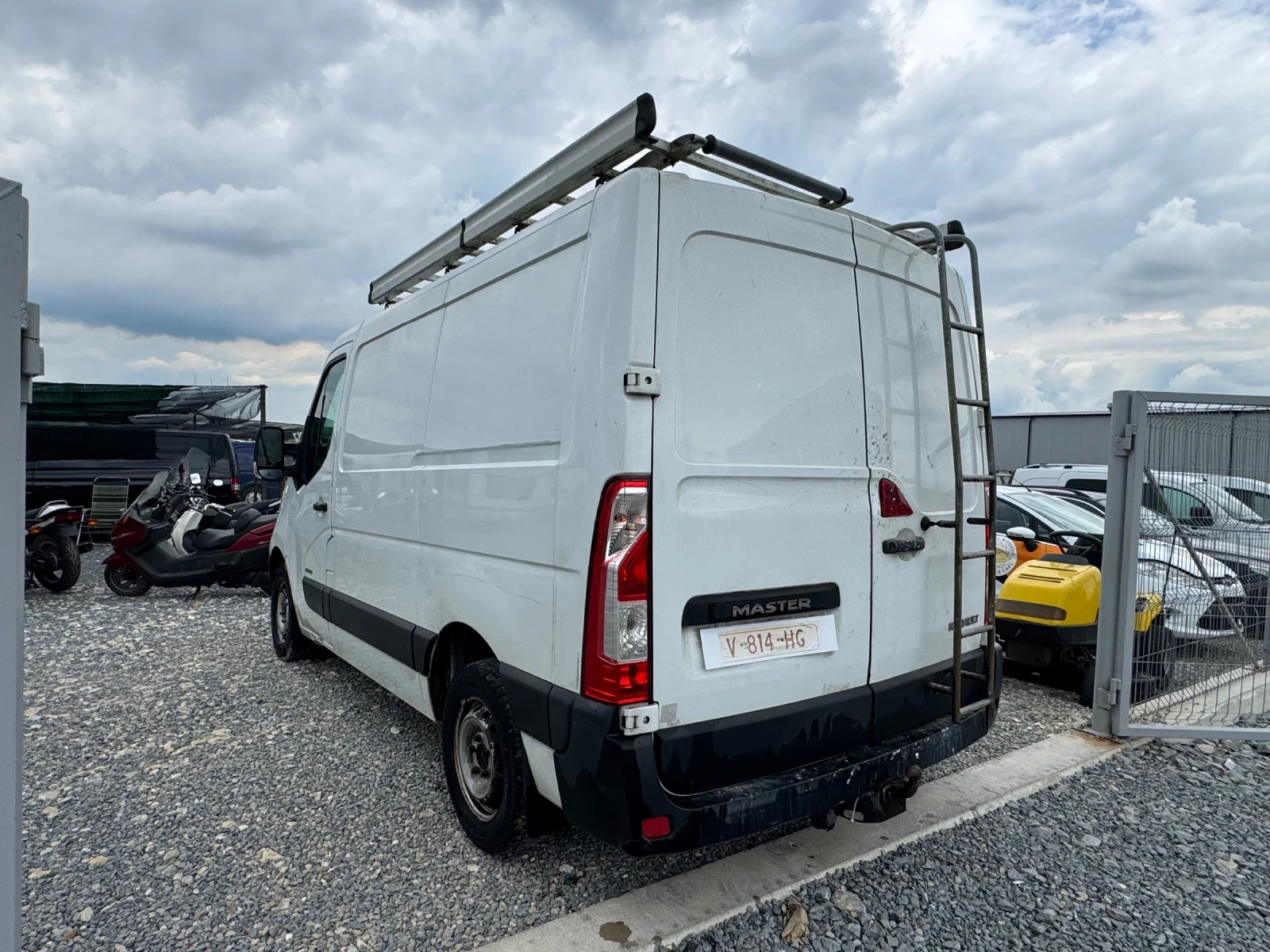 Renault Master 2.3 , снимка 7 - Бусове и автобуси - 54739931