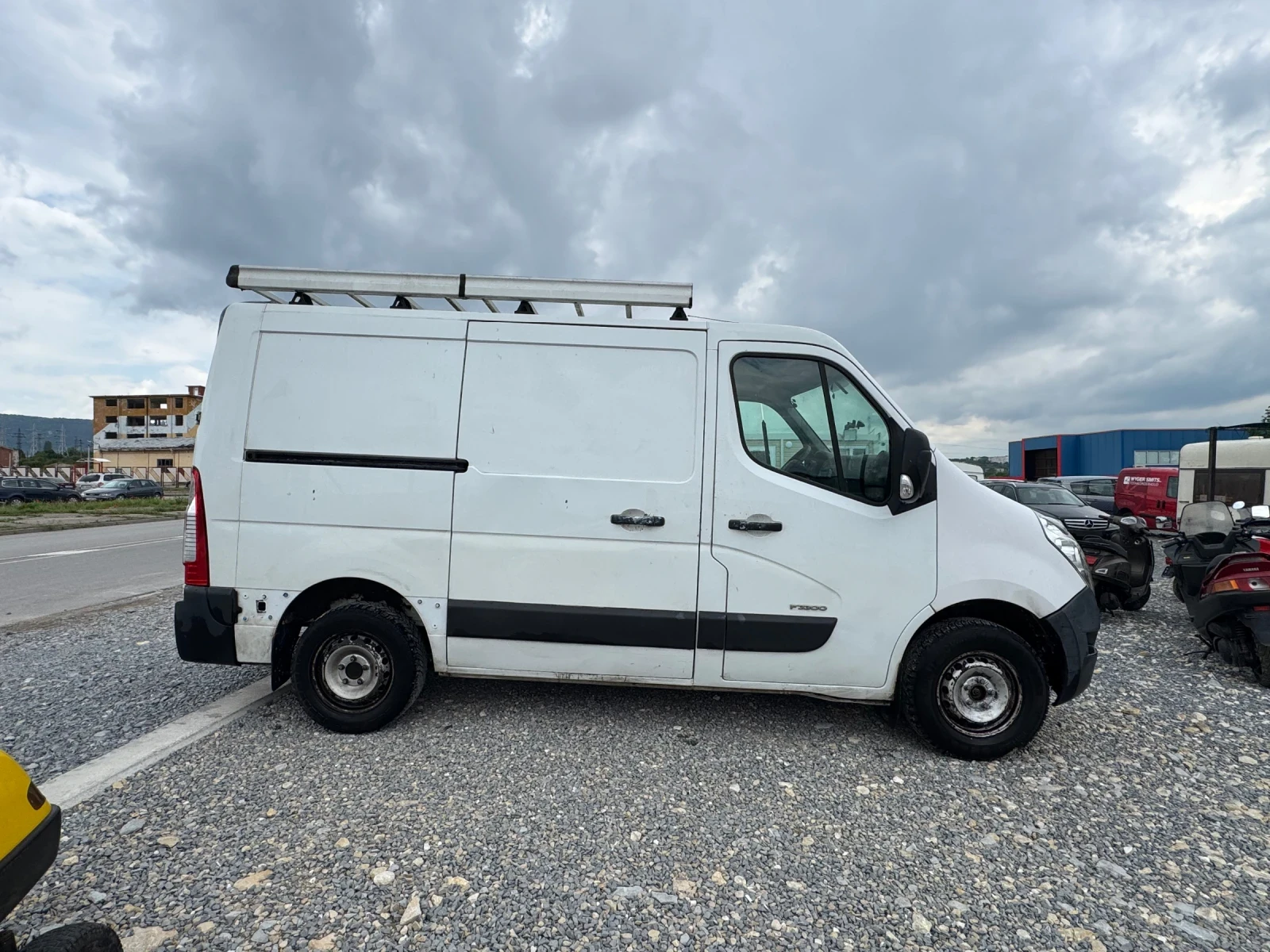 Renault Master 2.3 , снимка 4 - Бусове и автобуси - 54739931