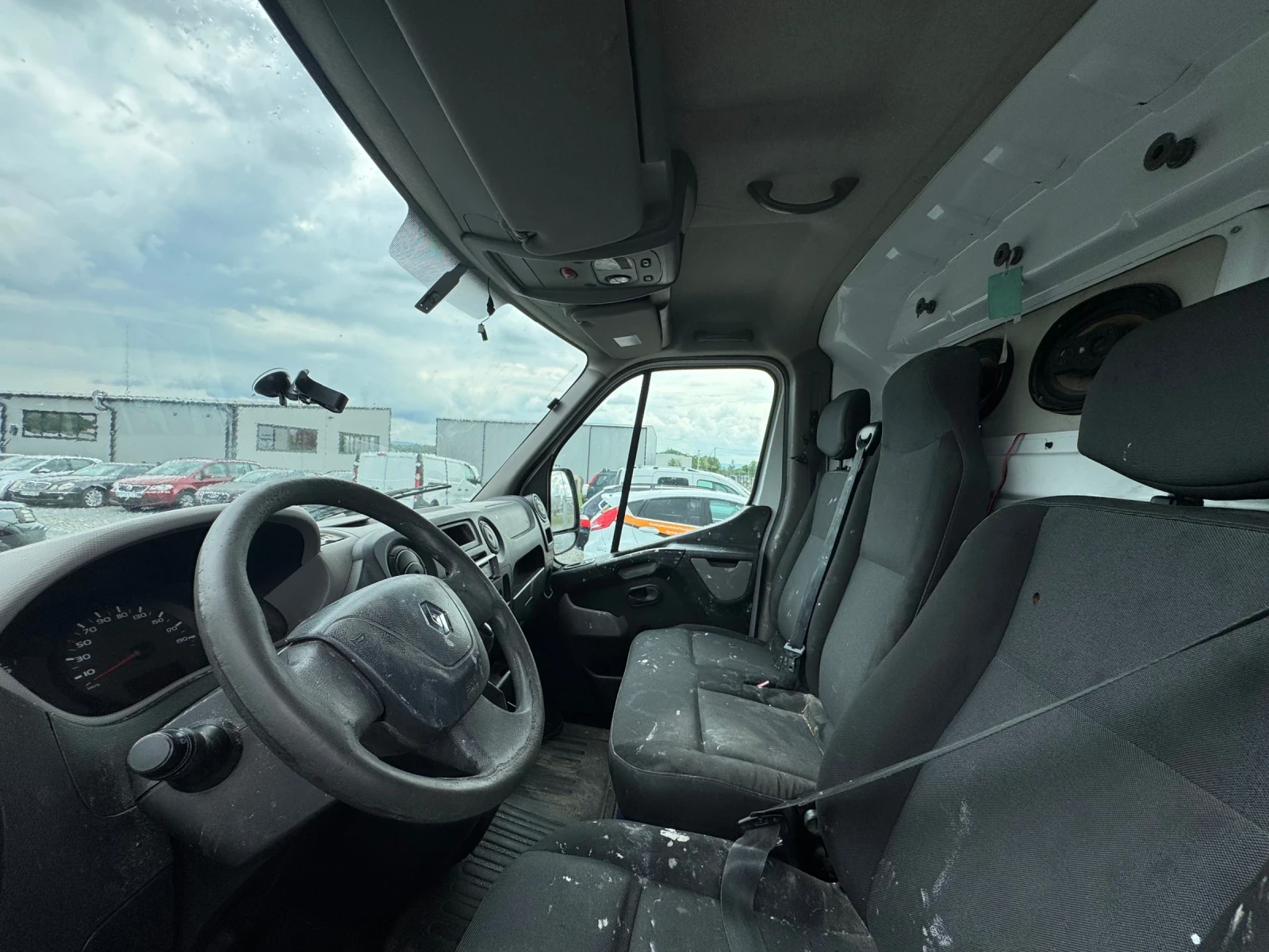 Renault Master 2.3 , снимка 10 - Бусове и автобуси - 54739931
