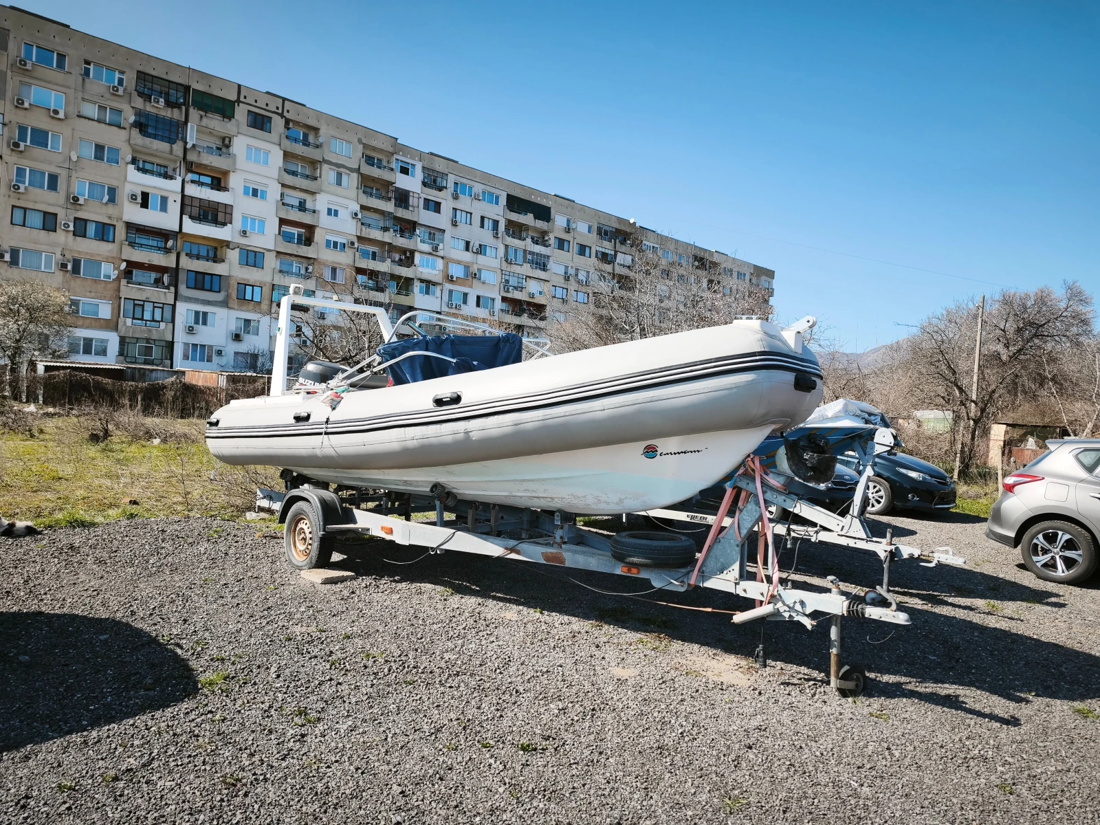 Надуваема лодка Gommonautica