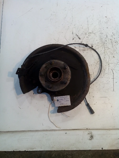 Задна дясна главина за Рейндж Ровър 4.6 бензин