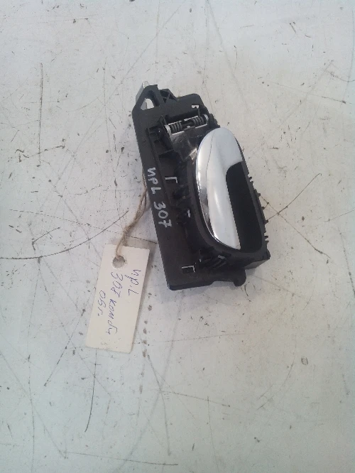 Предна лява вътрешна дръжка за Пежо 307 sw