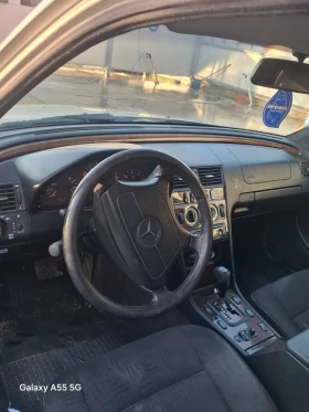 Mercedes-Benz C 220, снимка 5