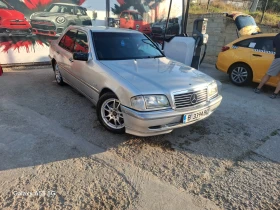 Mercedes-Benz C 220, снимка 1