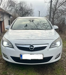 Opel Astra J Cosmo, снимка 1