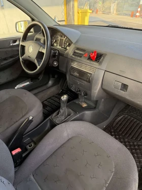 Skoda Fabia 1400 | Mobile.bg    13