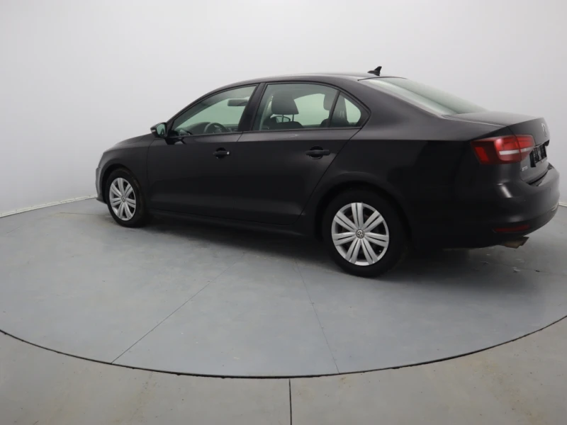 VW Jetta 2.0 TDI 2г. ГАРАНЦИЯ, снимка 7 - Автомобили и джипове - 48322764