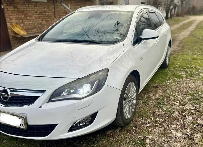 Opel Astra J Cosmo, снимка 3 - Автомобили и джипове - 48523849