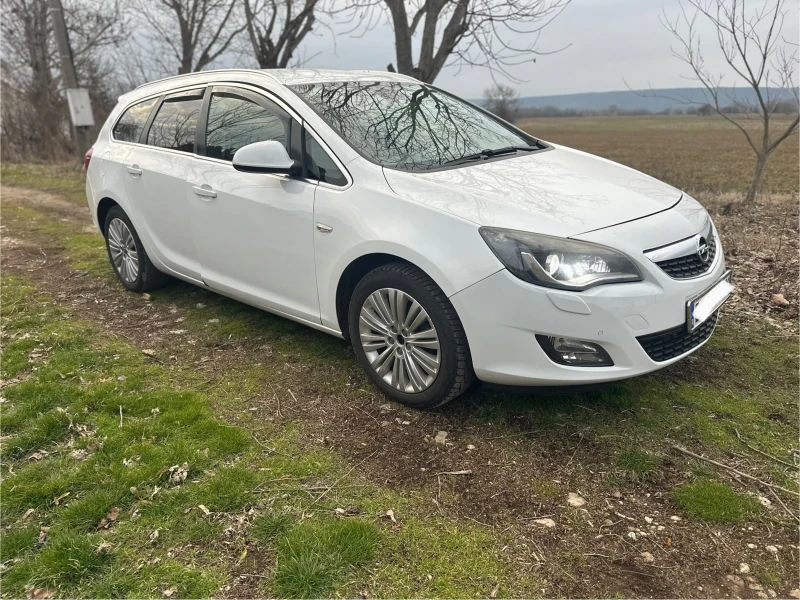 Opel Astra J Cosmo, снимка 6 - Автомобили и джипове - 48523849