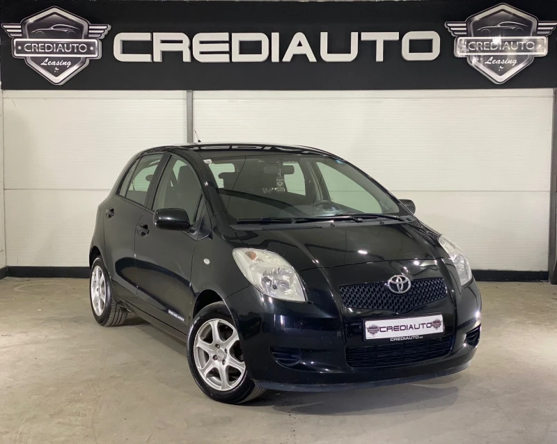 Toyota Yaris 1.3i, снимка 3 - Автомобили и джипове - 51643300