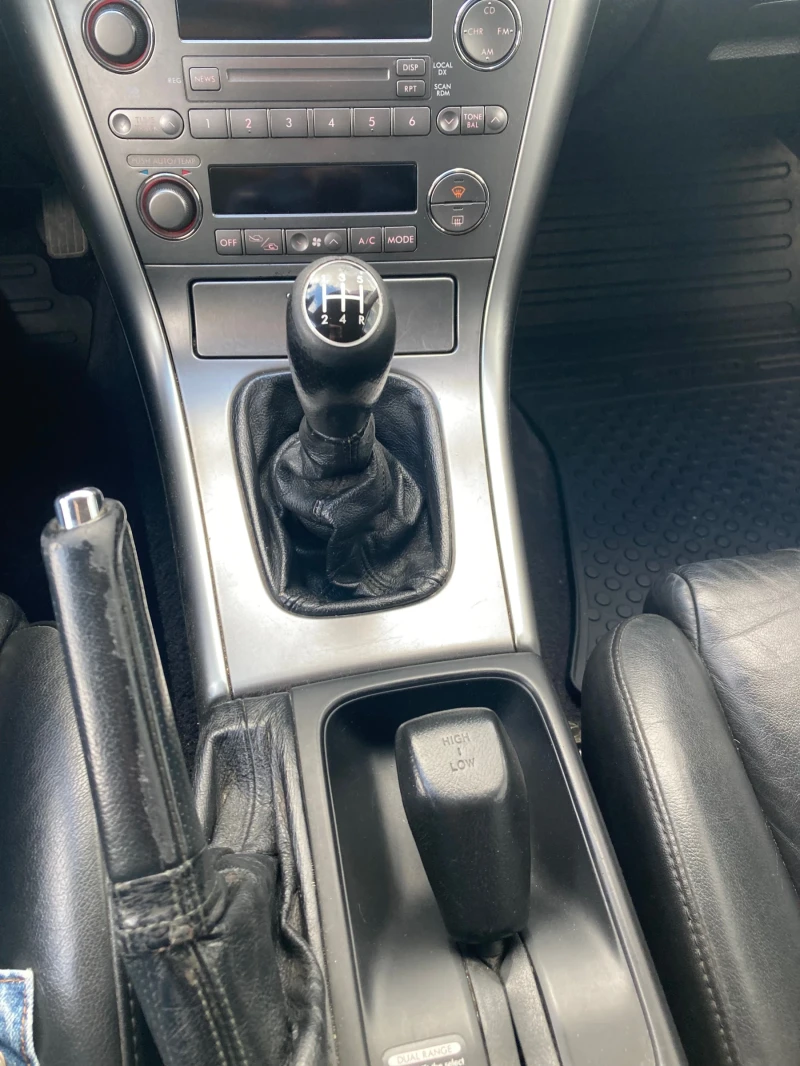 Subaru Outback 2.5, снимка 6 - Автомобили и джипове - 52683252