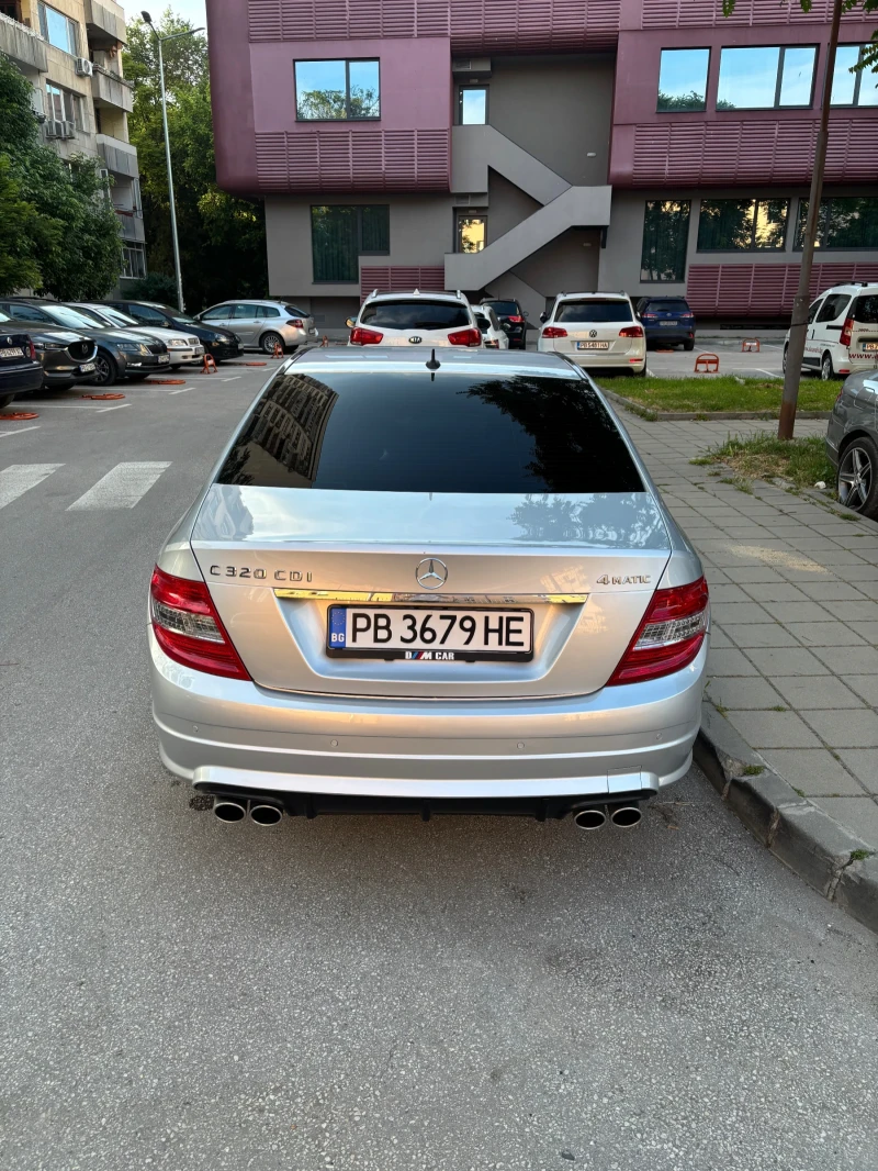 Mercedes-Benz C 320, снимка 3 - Автомобили и джипове - 52775810