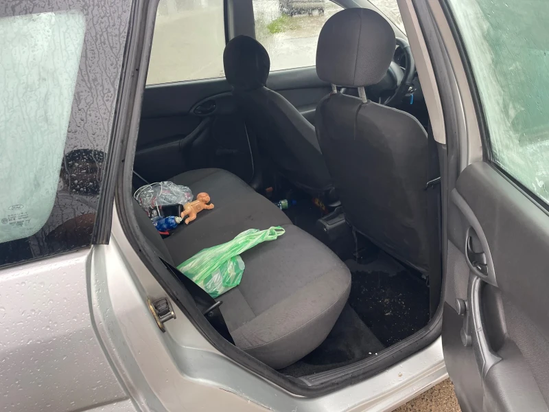 Ford Focus 1.8 TDD?, снимка 5 - Автомобили и джипове - 52897961