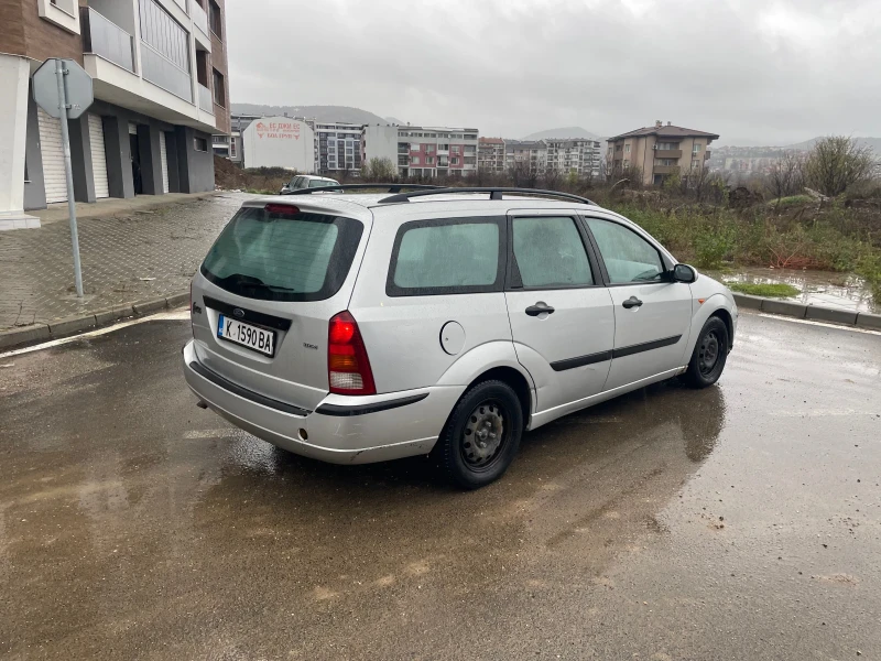 Ford Focus 1.8 TDD?, снимка 4 - Автомобили и джипове - 52897961