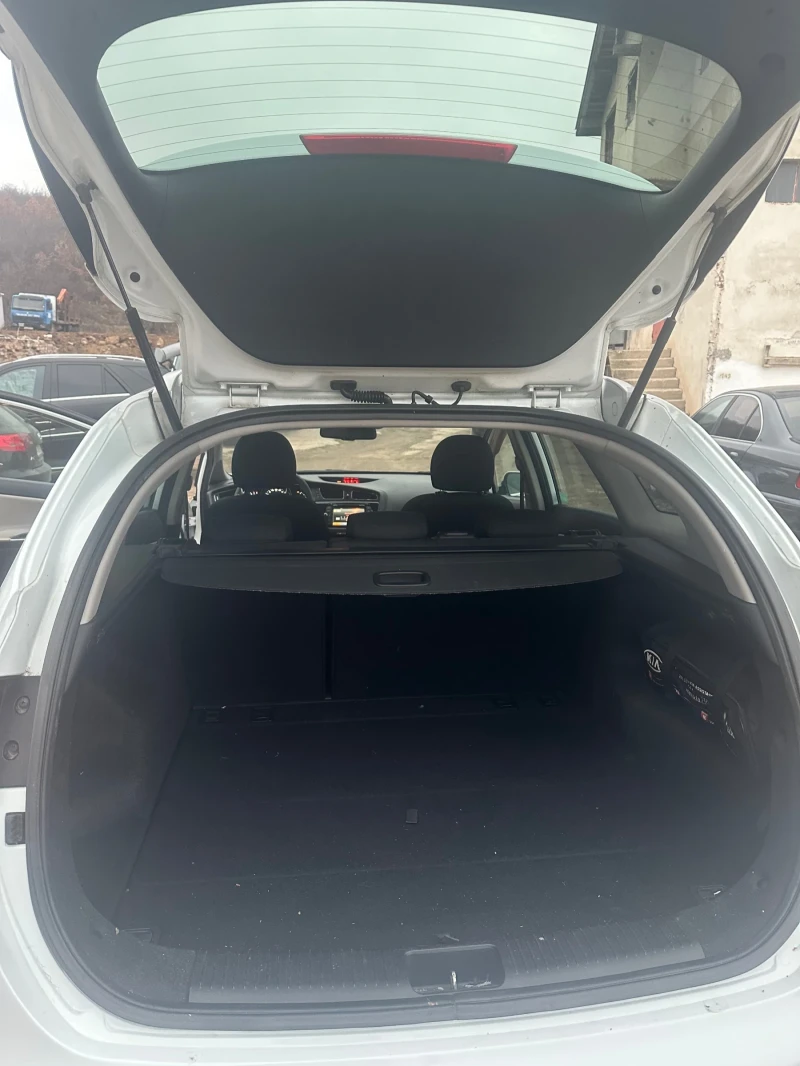 Kia Ceed 1.6CRDI , 128к.с, 2014г, нов внос, full екстри, снимка 11 - Автомобили и джипове - 53169632
