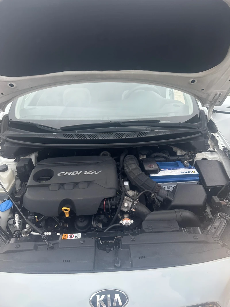 Kia Ceed 1.6CRDI , 128к.с, 2014г, нов внос, full екстри, снимка 13 - Автомобили и джипове - 53169632