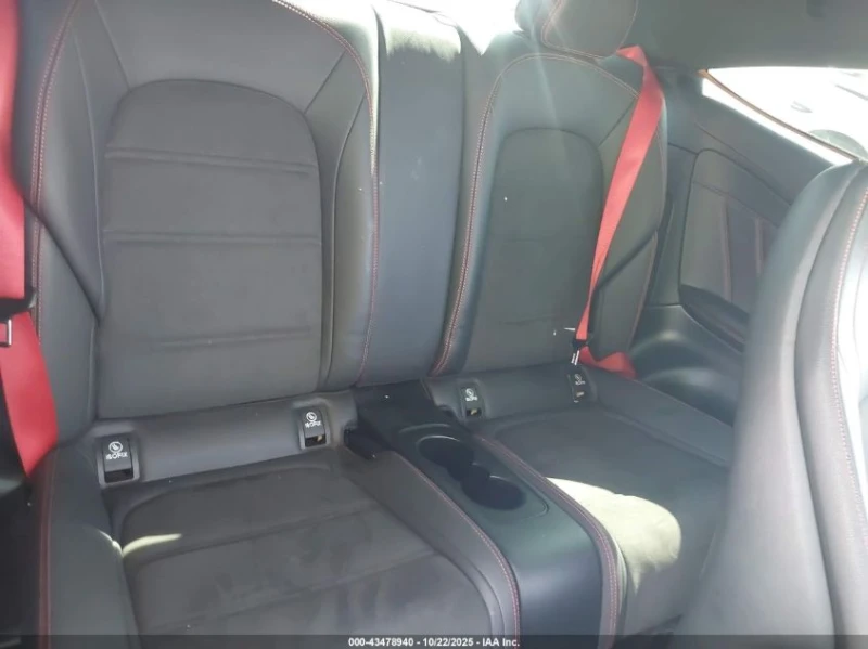 Mercedes-Benz C 43 AMG 3l Amg C 43 4Matic, снимка 8 - Автомобили и джипове - 53234144