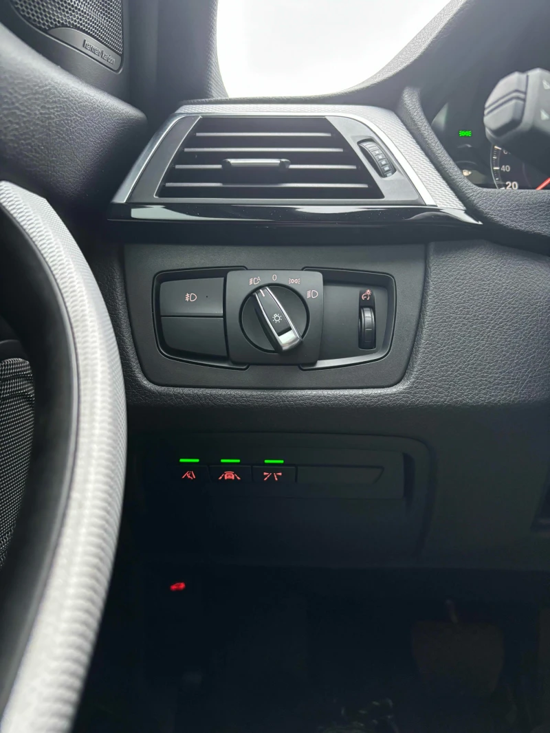 BMW 340 XDrive* M-Pack* Head-Up* Digital* H&K Sound* , снимка 11 - Автомобили и джипове - 53245166