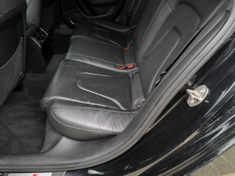 Audi A4 3.0tdi 3-Sline, снимка 15 - Автомобили и джипове - 53306420