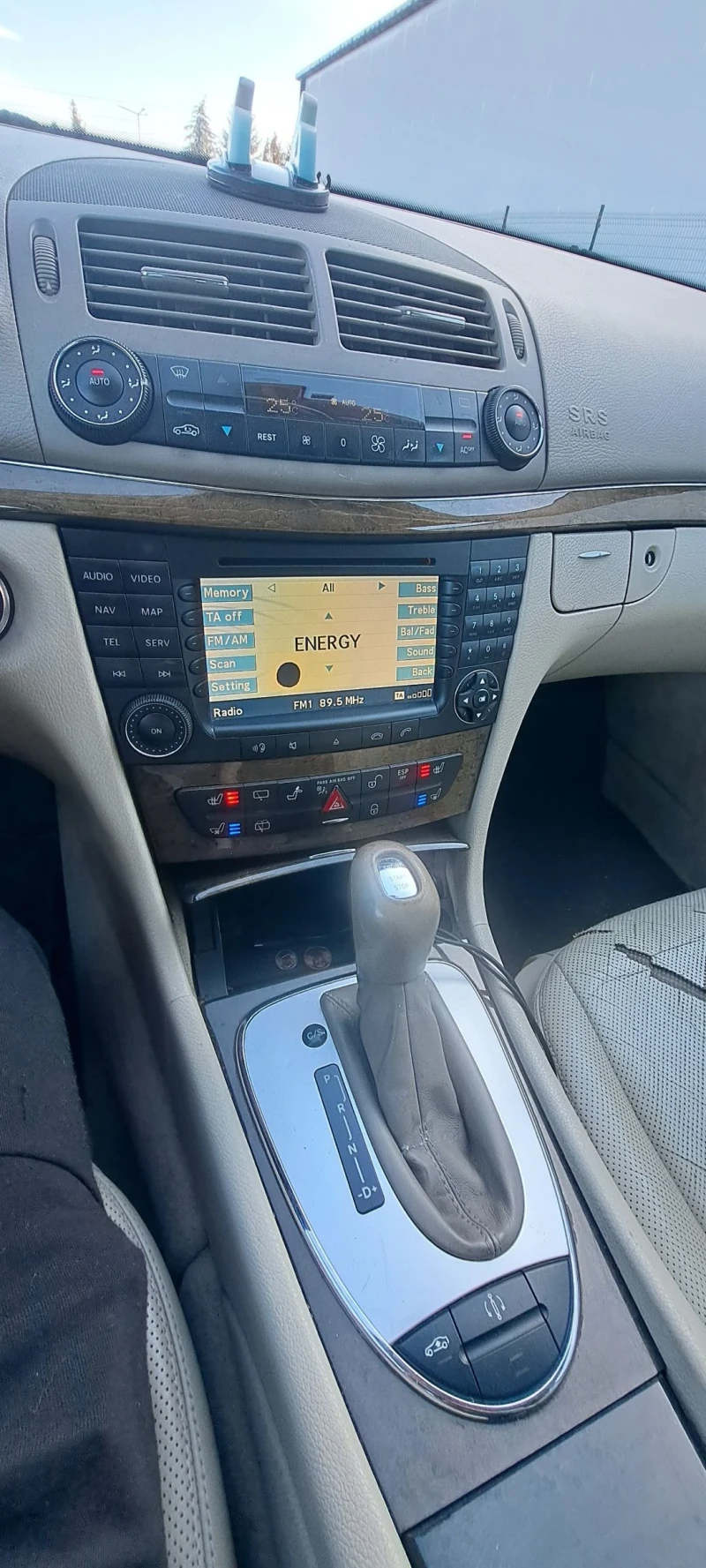 Mercedes-Benz E 280, снимка 8 - Автомобили и джипове - 53554107