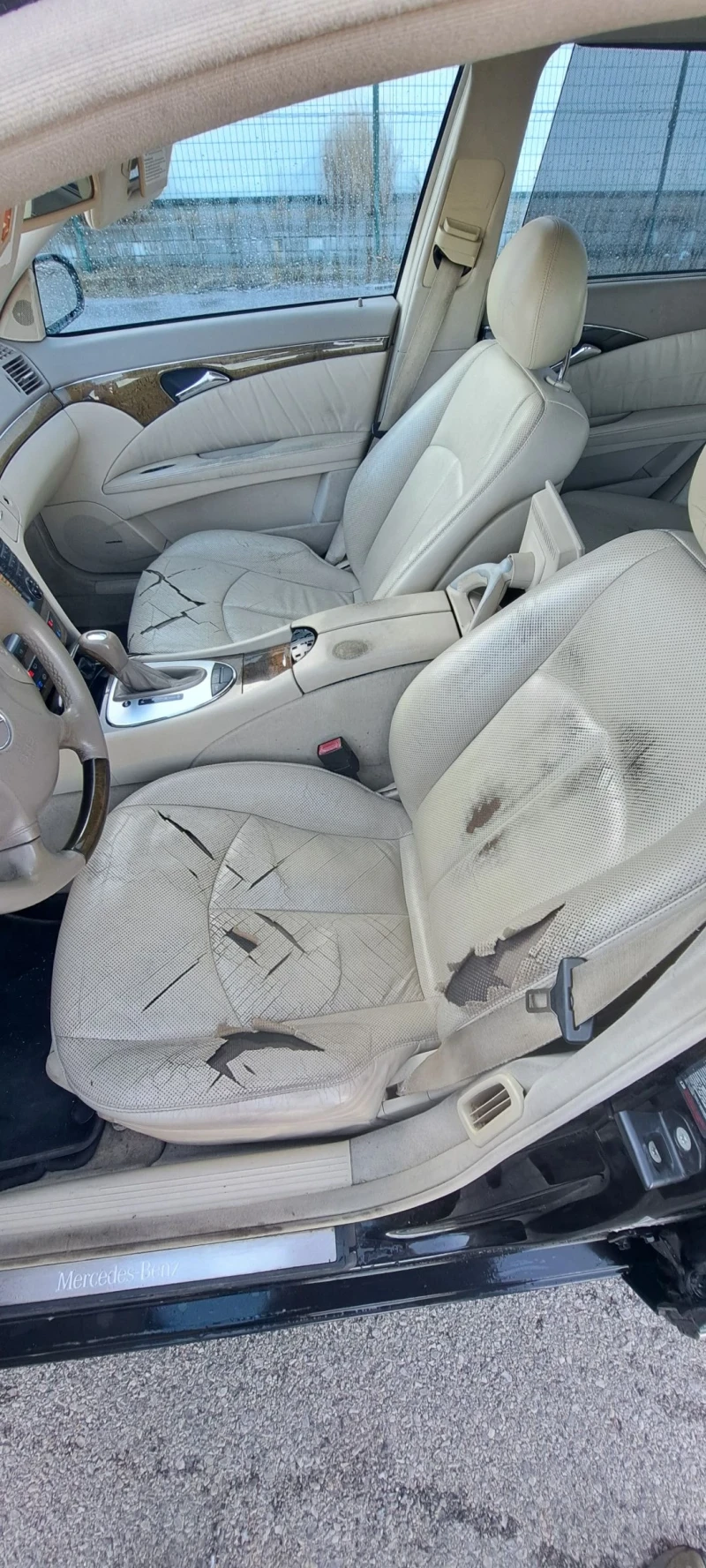 Mercedes-Benz E 280, снимка 13 - Автомобили и джипове - 53554107