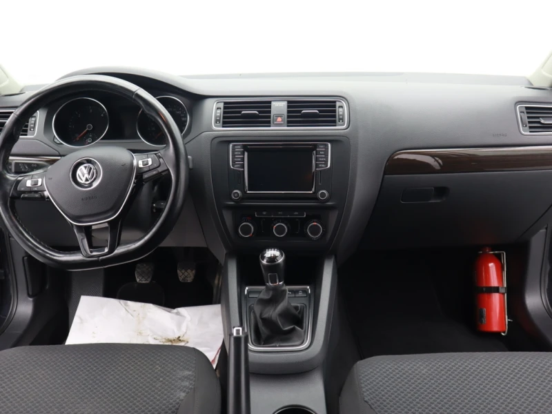 VW Jetta 2.0 TDI 2г. ГАРАНЦИЯ - 22900 лв. - 57098964 | Car24.bg