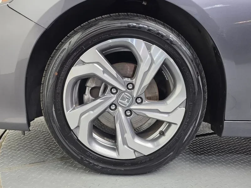 Honda Accord 1.5 Turbo, снимка 5 - Автомобили и джипове - 55814473