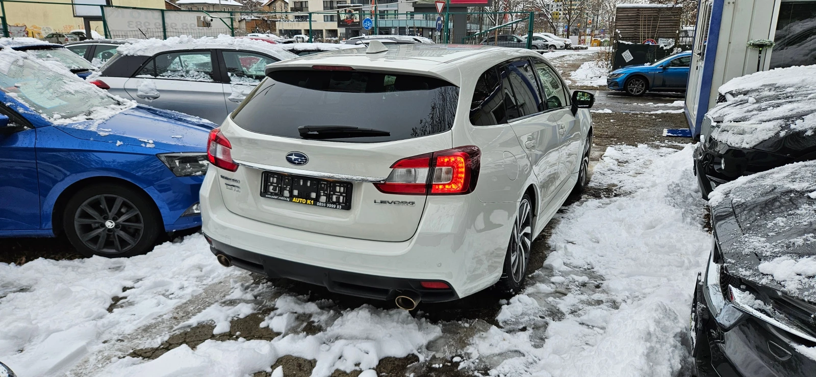 Subaru Levorg 2.0i Lineartronic Premium Bi-fuel  Euro6D - изображение 4