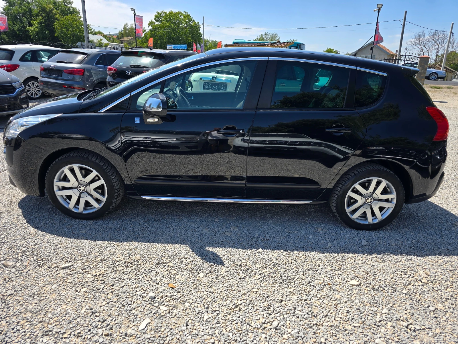 Peugeot 3008 2.0HDI-AВТОМАТ-НАВИ-4Х4-ПАНОРАМА-HIBRYD - изображение 3