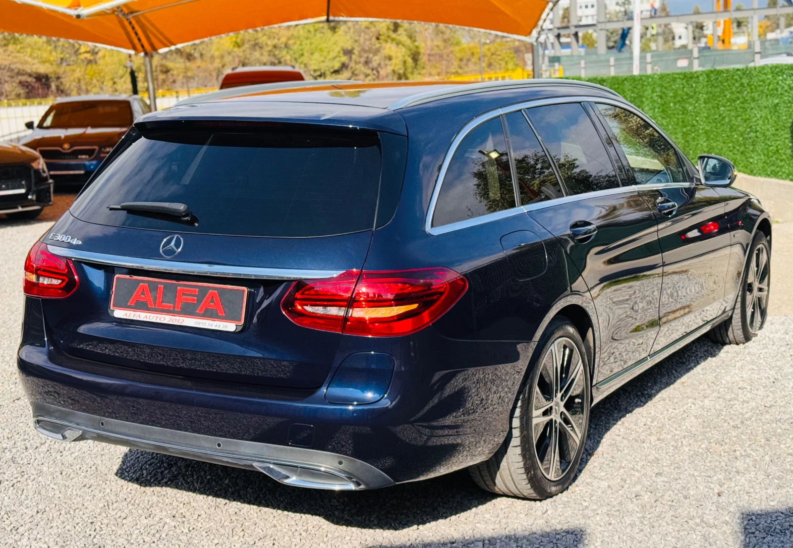 Mercedes-Benz C 300 DЕ/141000km/BURM+ DISTRON+ САМОПАРКИРА+ КАМЕРА/// - изображение 6