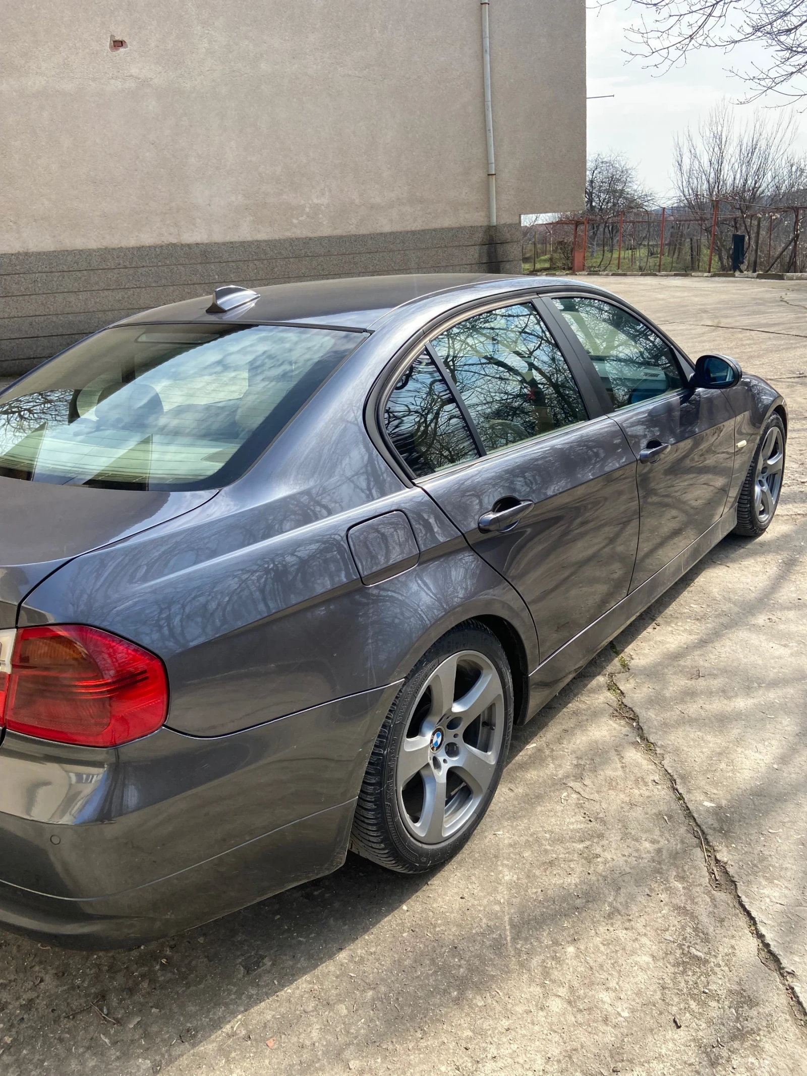 BMW 320 320D, снимка 5 - Автомобили и джипове - 53721749