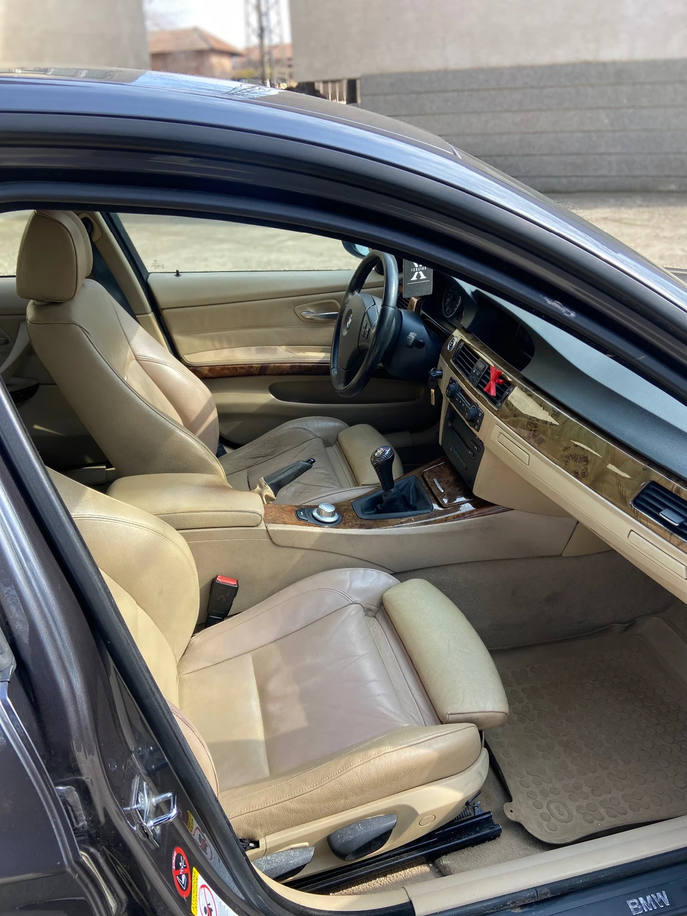 BMW 320 320D, снимка 6 - Автомобили и джипове - 53721749