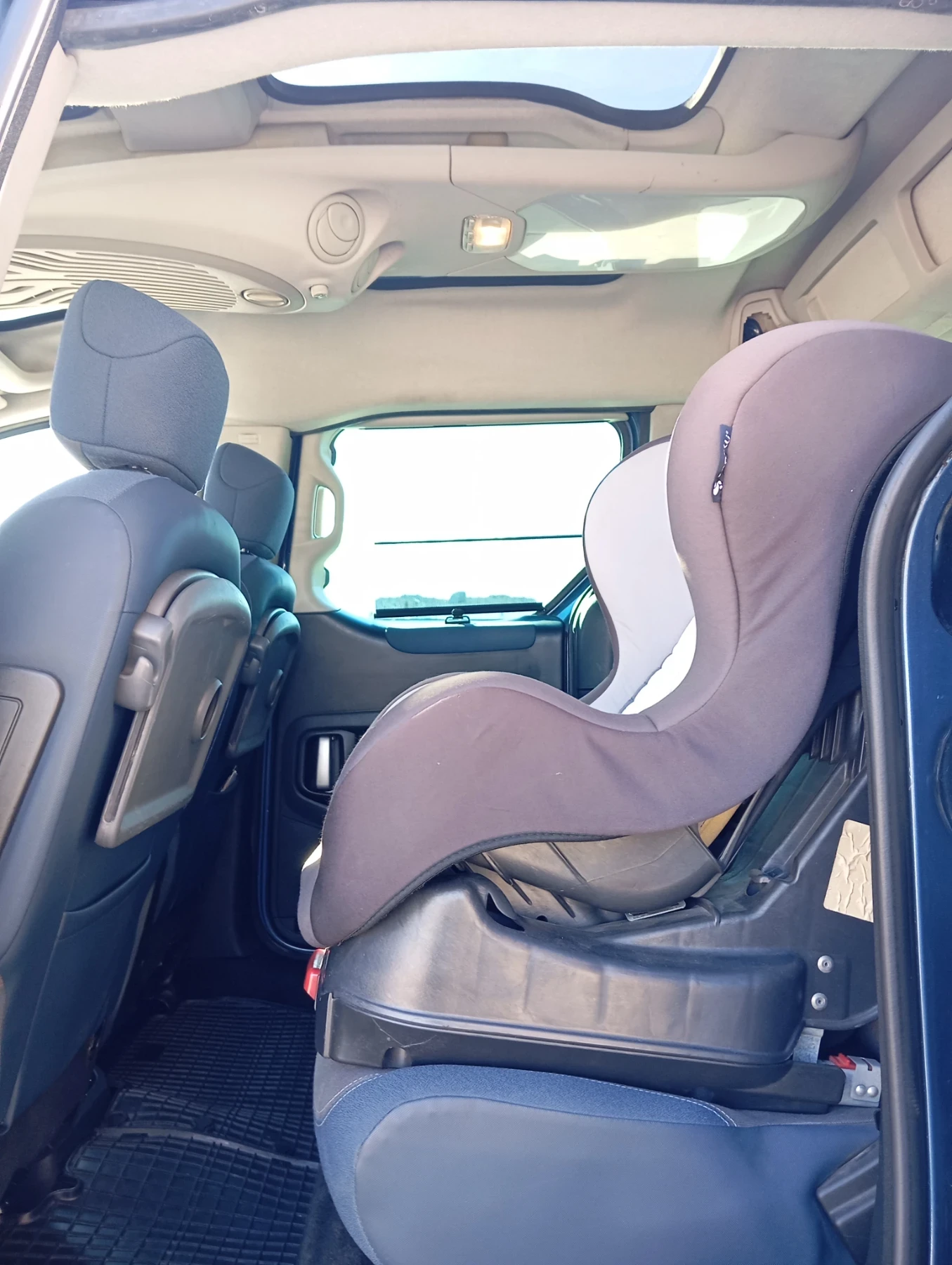 Citroen Berlingo 1.6 HDI 110к.с.  Панорама, снимка 12 - Автомобили и джипове - 53853755