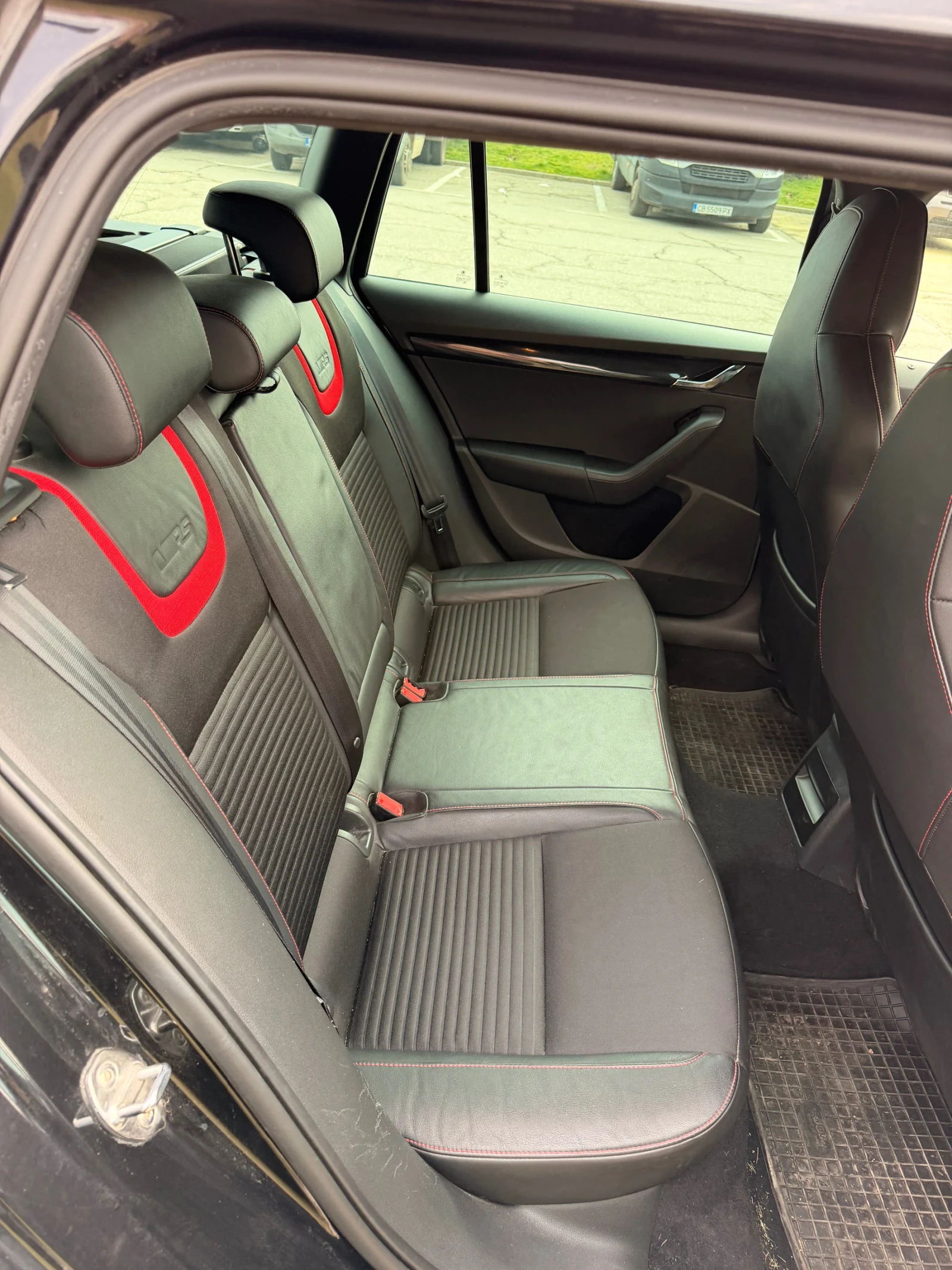 Skoda Octavia VRS, снимка 16 - Автомобили и джипове - 53989624