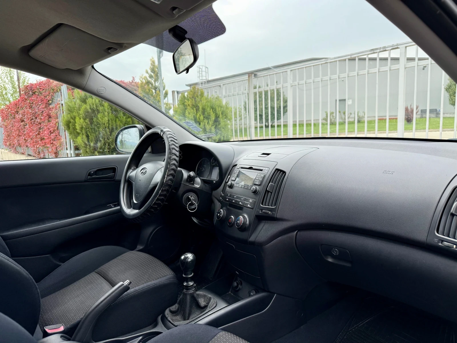 Hyundai I30 1.6/ CRDI/ ПЕРФЕКТНО, снимка 11 - Автомобили и джипове - 54390456