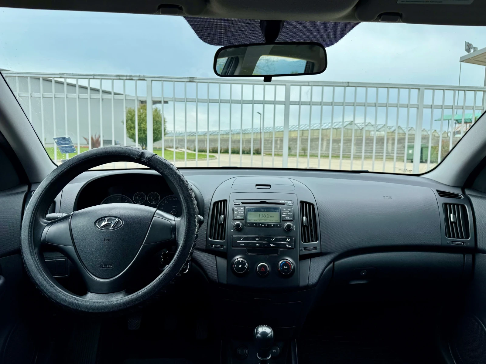 Hyundai I30 1.6/ CRDI/ ПЕРФЕКТНО, снимка 15 - Автомобили и джипове - 54390456