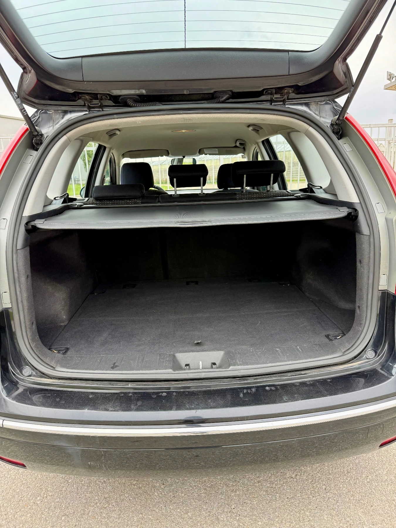 Hyundai I30 1.6/ CRDI/ ПЕРФЕКТНО, снимка 12 - Автомобили и джипове - 54390456