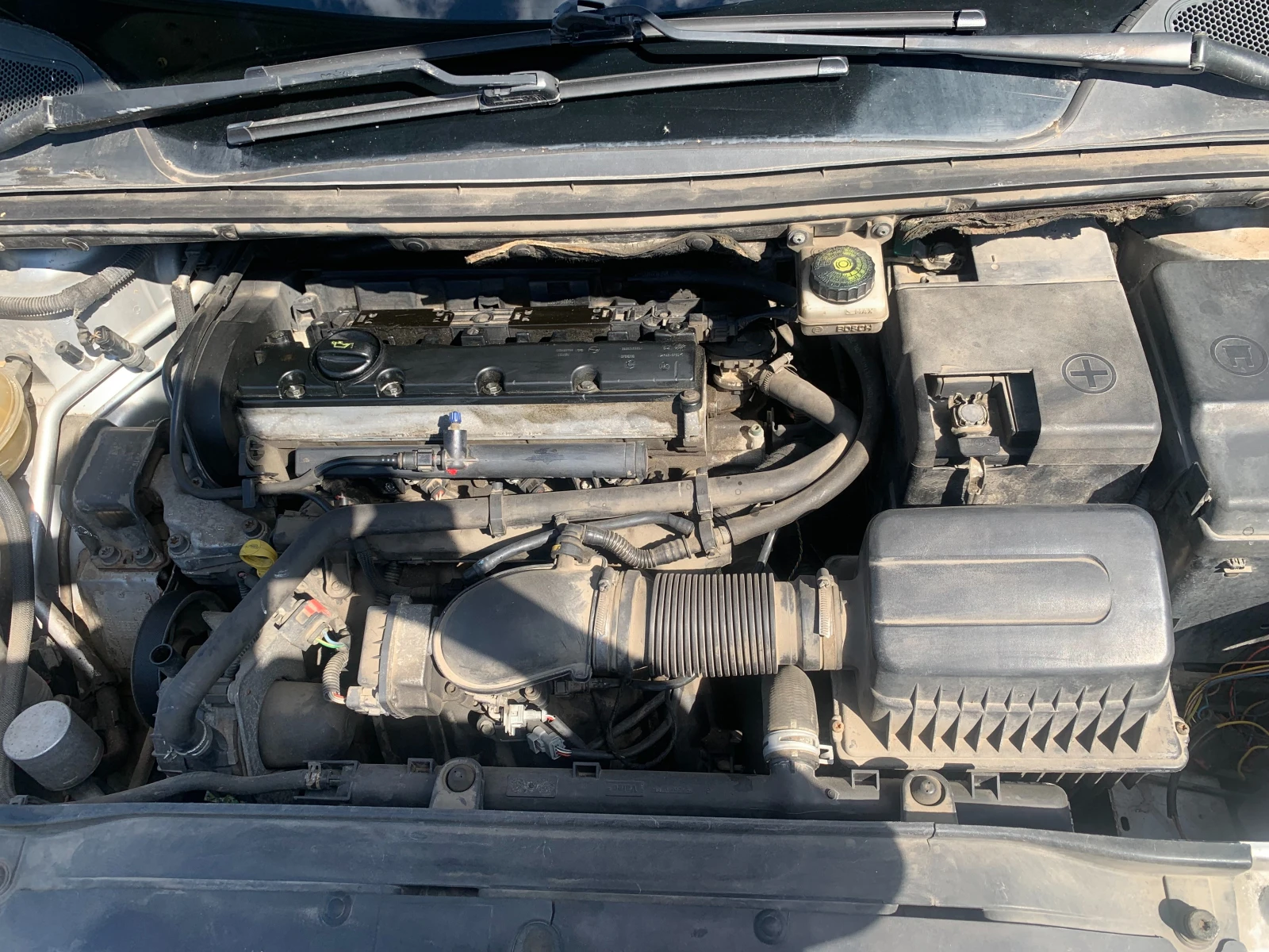 Peugeot 307 2.0 бензин, снимка 14 - Автомобили и джипове - 54731016