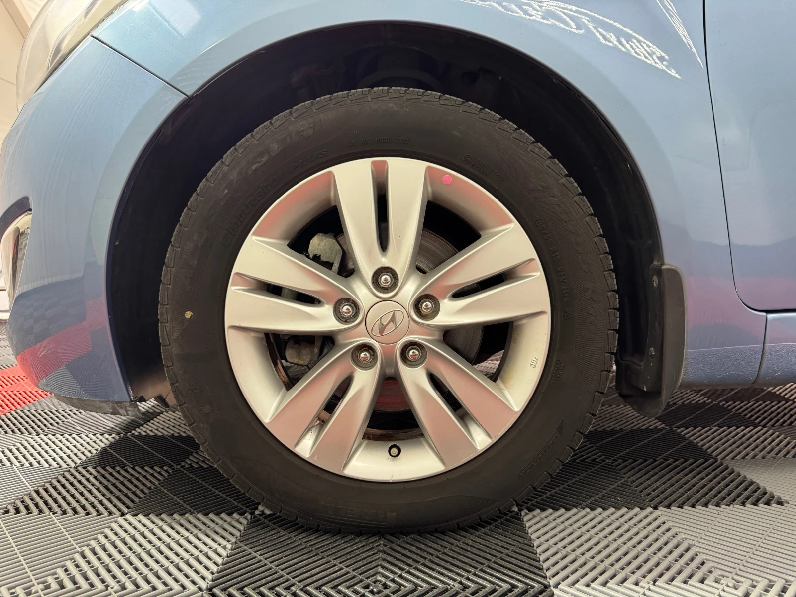 Hyundai Ix20 1.4 CRDI - STYLE, снимка 15 - Автомобили и джипове - 54736804