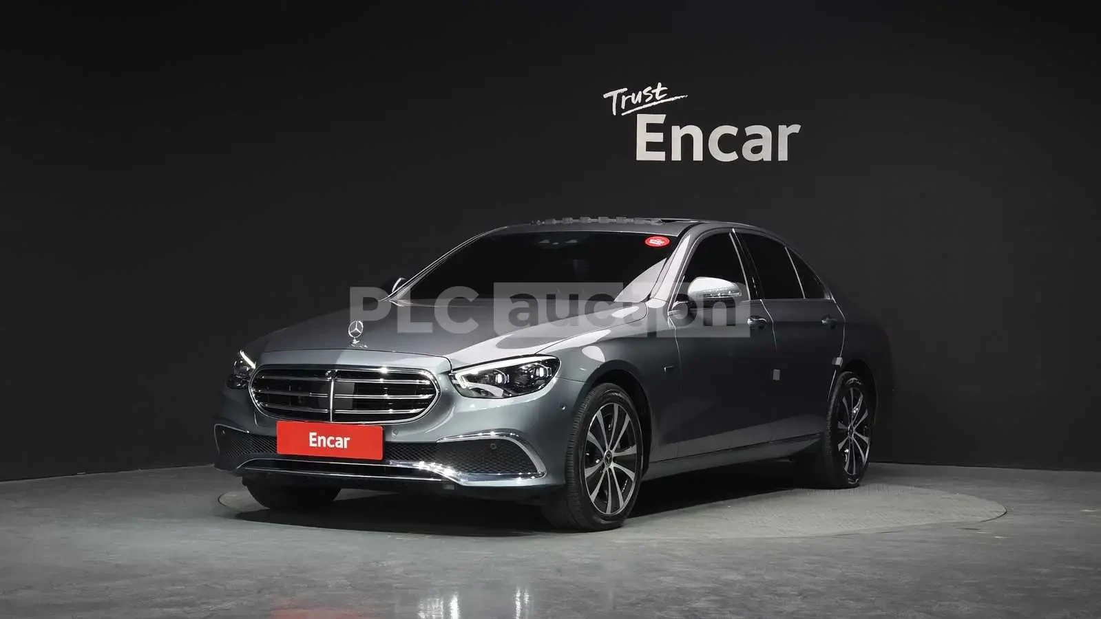 Mercedes-Benz E 300 HEAD-UP* BURMESTER* ПОДГРЕВИ* ФИКСИРАНА ЦЕНА ДО БГ