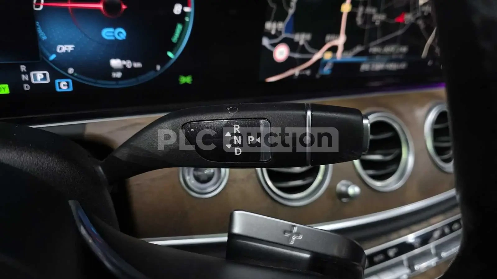 Mercedes-Benz E 300 HEAD-UP* BURMESTER* ПОДГРЕВИ* ФИКСИРАНА ЦЕНА ДО БГ, снимка 9 - Автомобили и джипове - 55032855