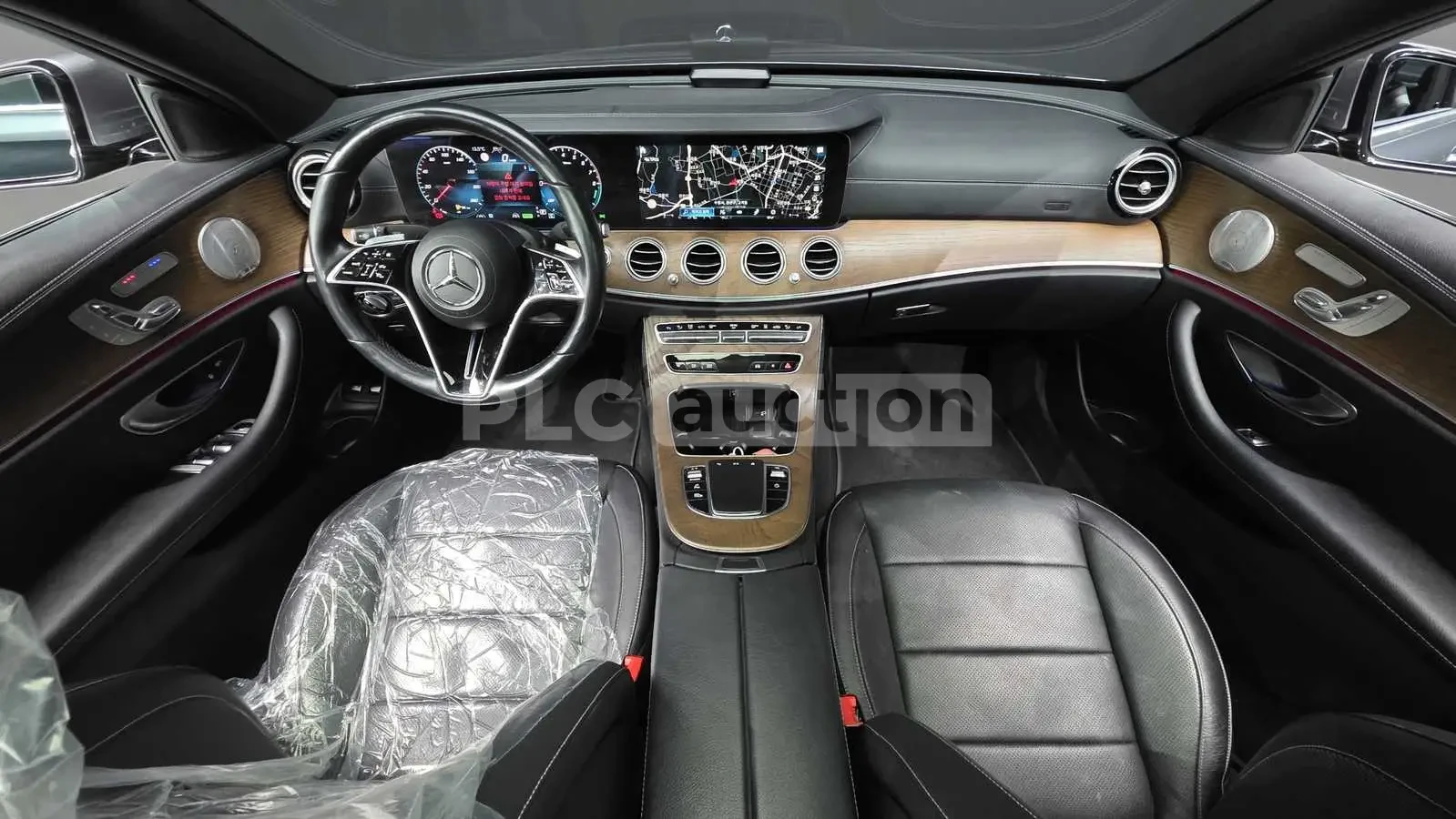 Mercedes-Benz E 300 HEAD-UP* BURMESTER* ПОДГРЕВИ* ФИКСИРАНА ЦЕНА ДО БГ, снимка 7 - Автомобили и джипове - 55032855