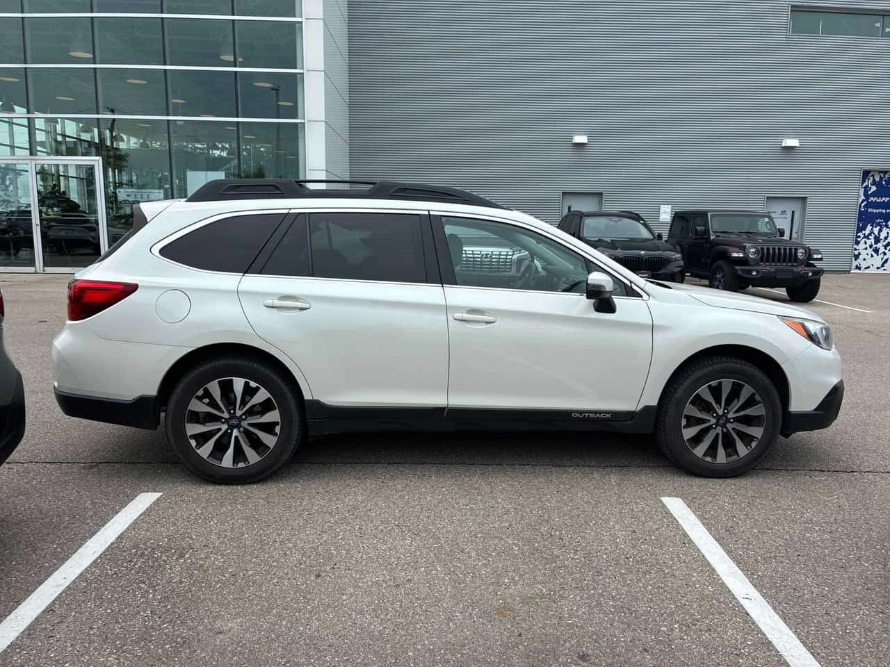 Subaru Outback * 5dr Wgn CVT 3.6R w/Limited Pkg * CARFAX * ���� � | Mobile.bg � ����������� 3