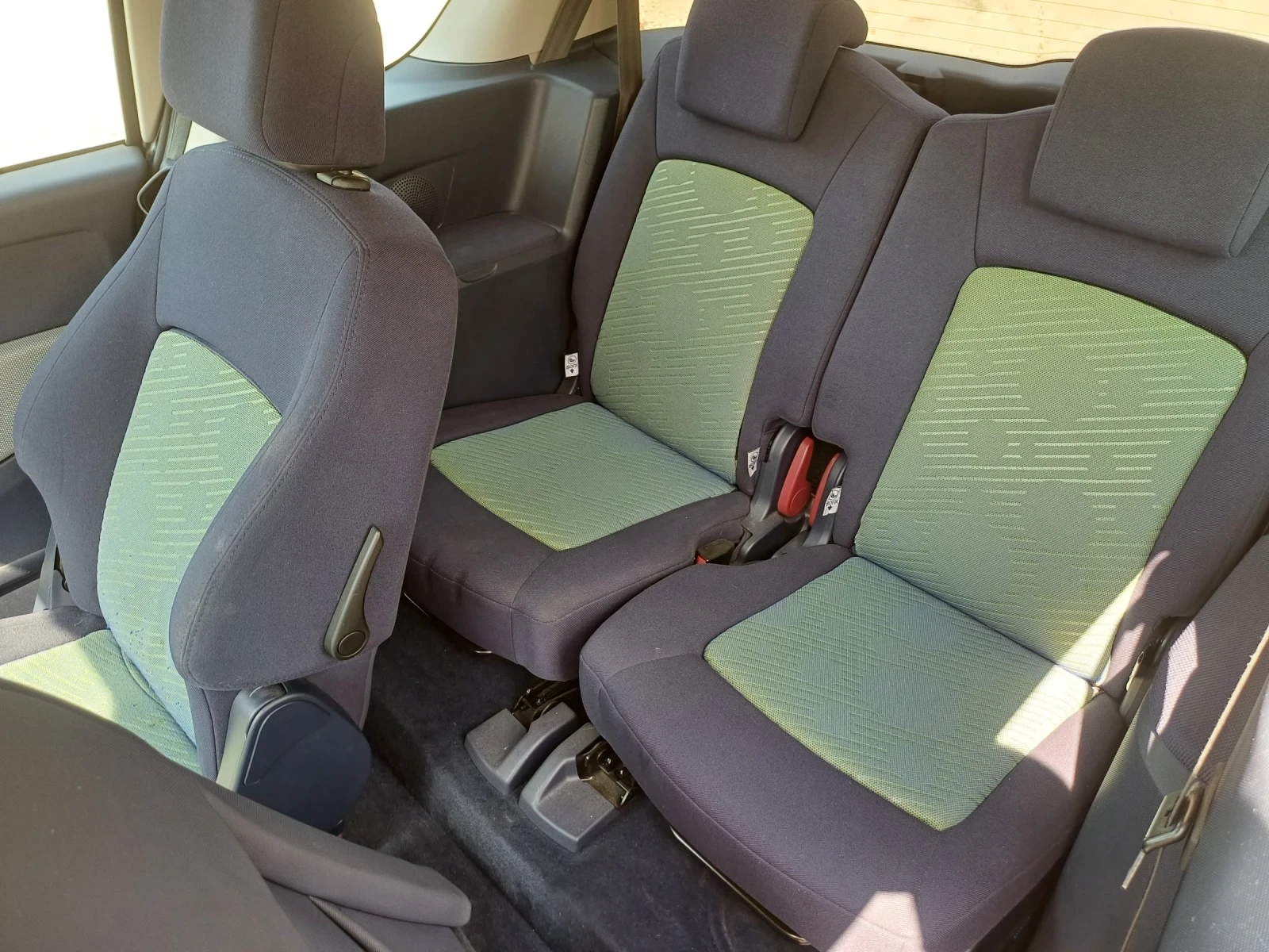 Peugeot 1007 1.4HDI, КЛИМАТИК , снимка 5 - Автомобили и джипове - 55821159