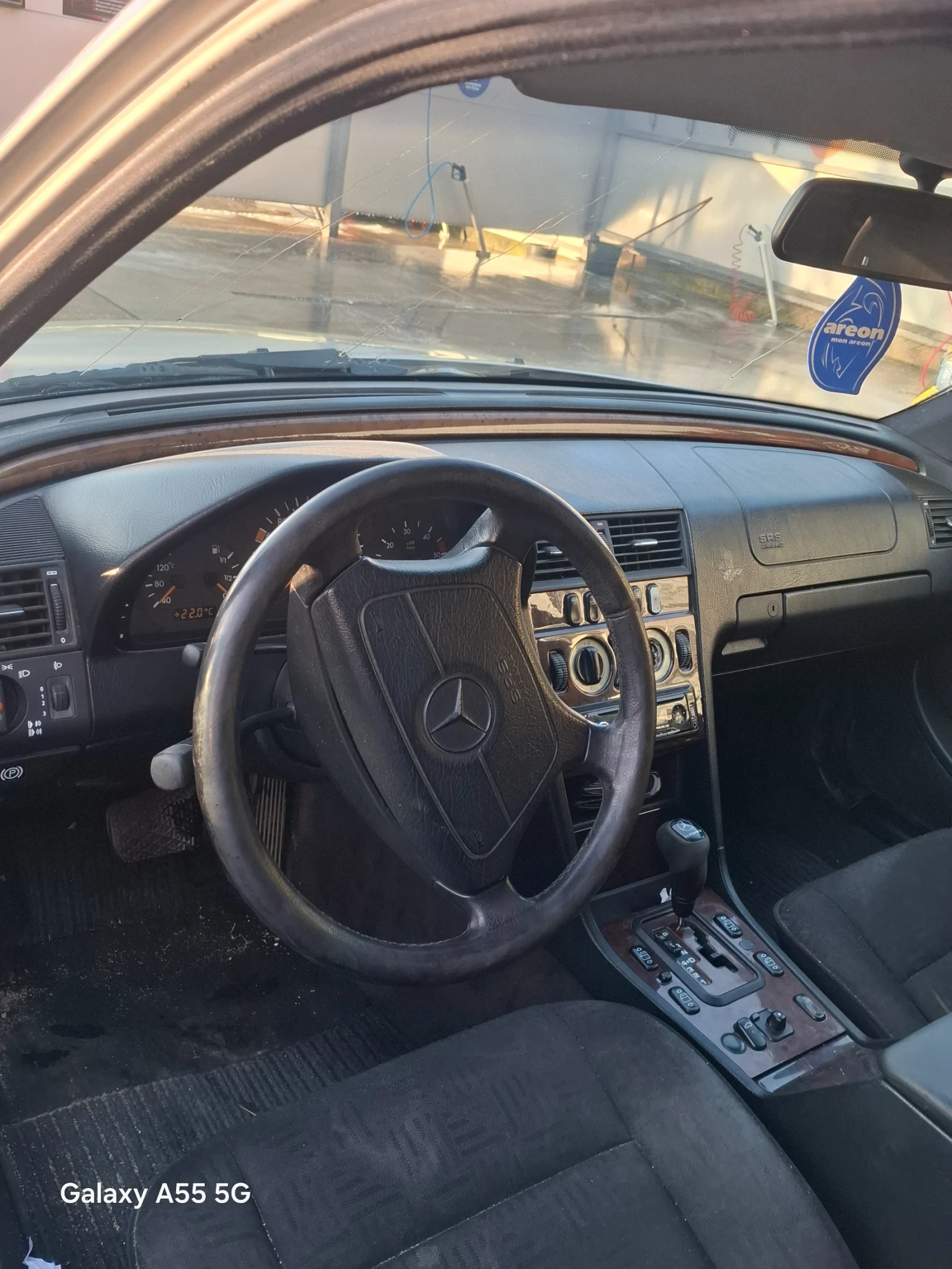 Mercedes-Benz C 220, снимка 5 - Автомобили и джипове - 55885483