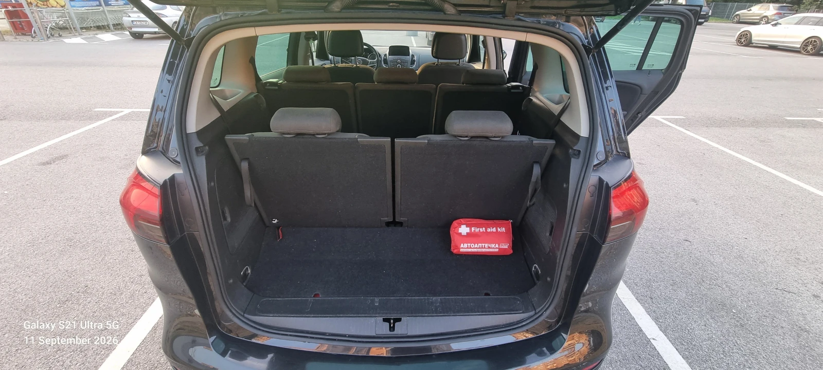 Opel Zafira Tourer1.6 CDTI ecoFLEX , снимка 9 - Автомобили и джипове - 56038758