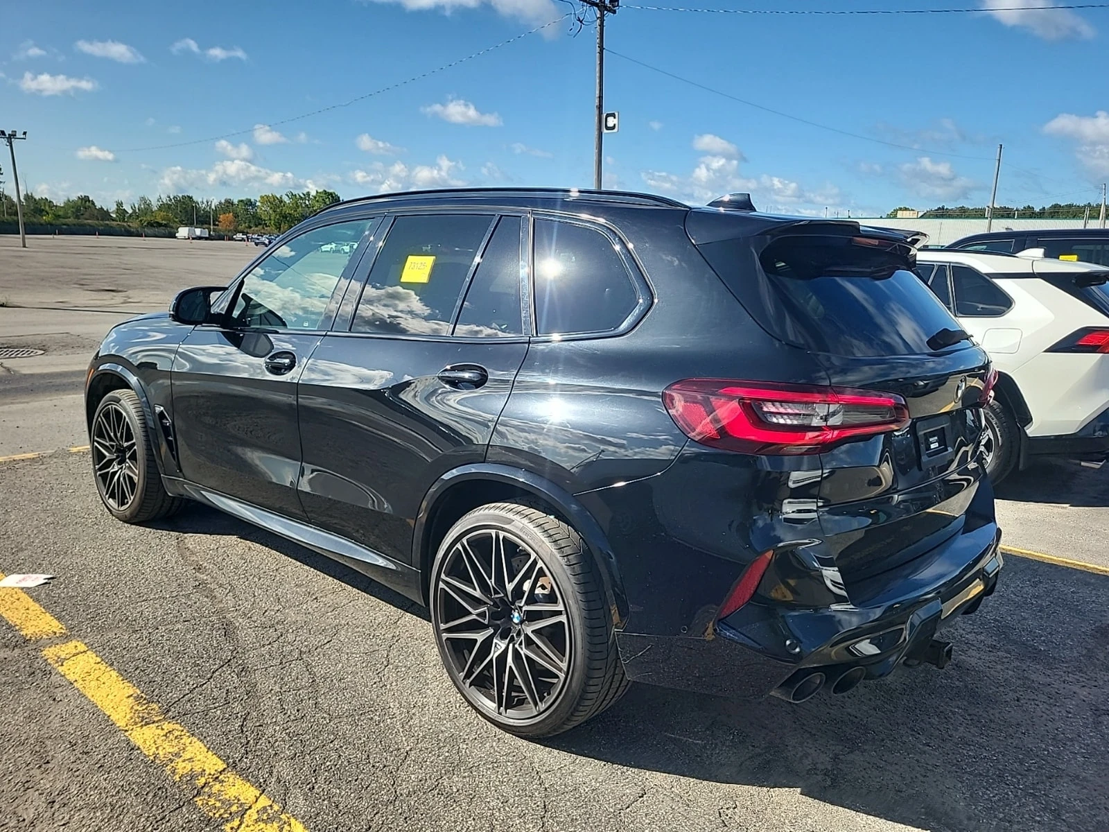 BMW X5M COMPETITION* BOWERS & WILKINS* HEAD-UP* LIEN ASSIS, снимка 4 - Автомобили и джипове - 56076951