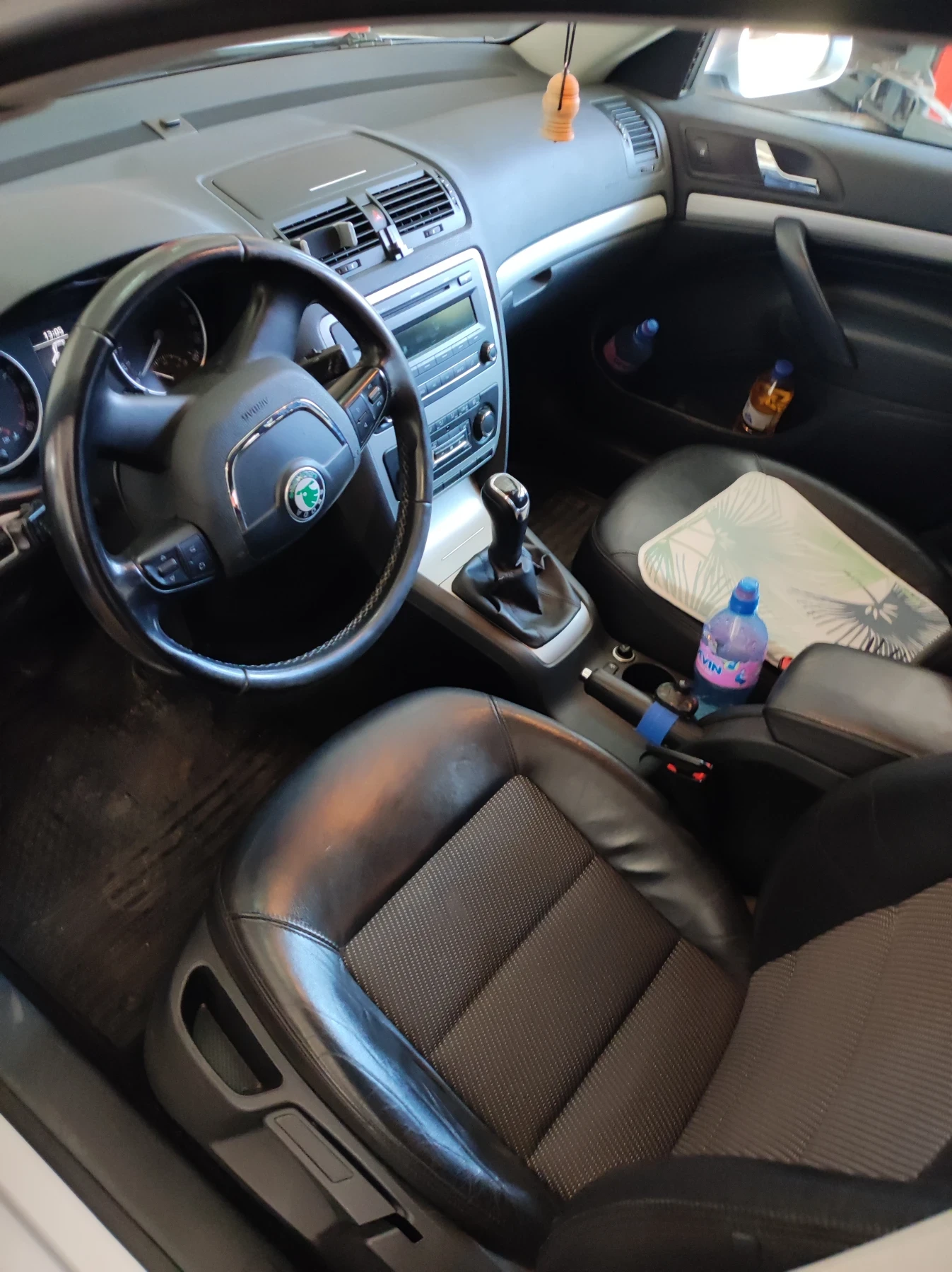 Skoda Octavia 2.0 TDI, снимка 6 - Автомобили и джипове - 56261892