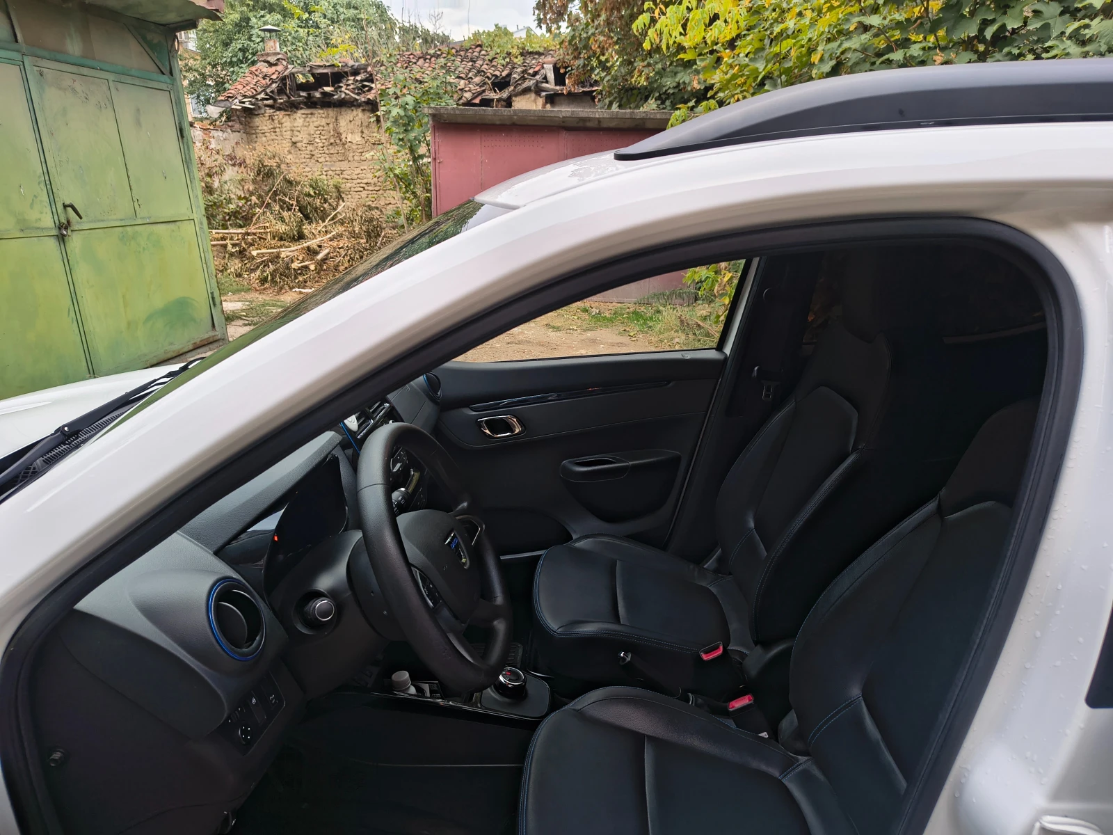 Dacia Spring, снимка 11 - Автомобили и джипове - 56555552