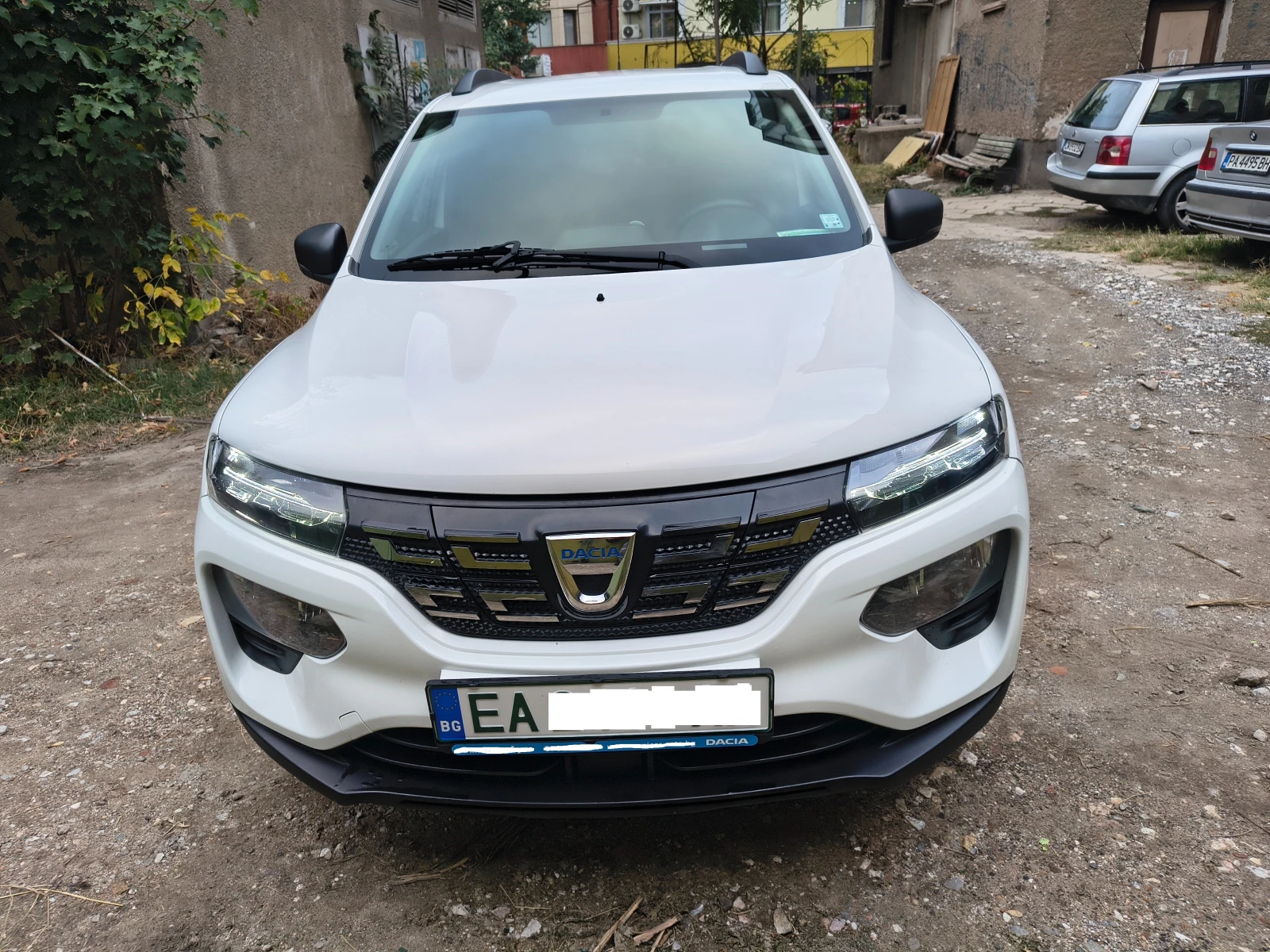Dacia Spring, снимка 2 - Автомобили и джипове - 56555552